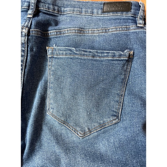 Nicole Miller New York Soho High Rise Skinny Crop Jeans - Picture 8 of 8